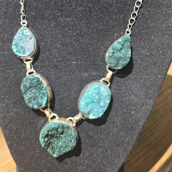 Emerald Drutzy Crystal Gemstone Sterling Necklace 20" Adjustable - Picture 4 of 7